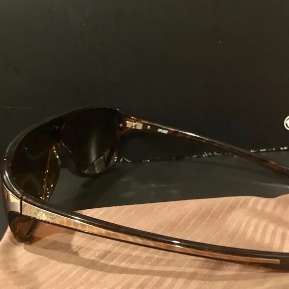 FOX CADET SUNGLASSES BY OAKLEY NWOT